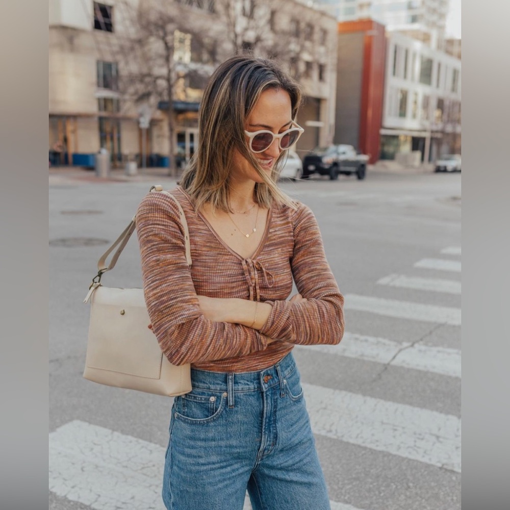 Madewell Space-Dyed V-Neck Cinched Sweater